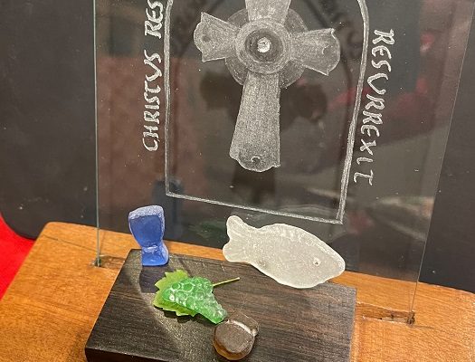 ElizabethCrossley-EasterAltar