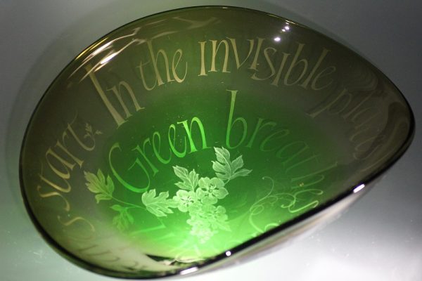 TraceySheppard-InTheInvisiblePlaces2